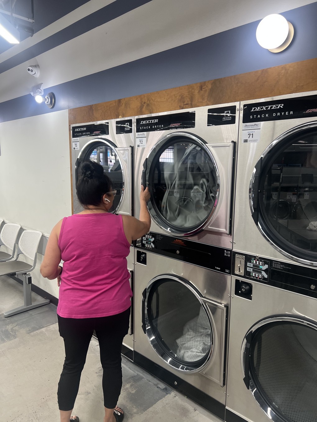 Laundry Lounge self service machines in Colorado Springs