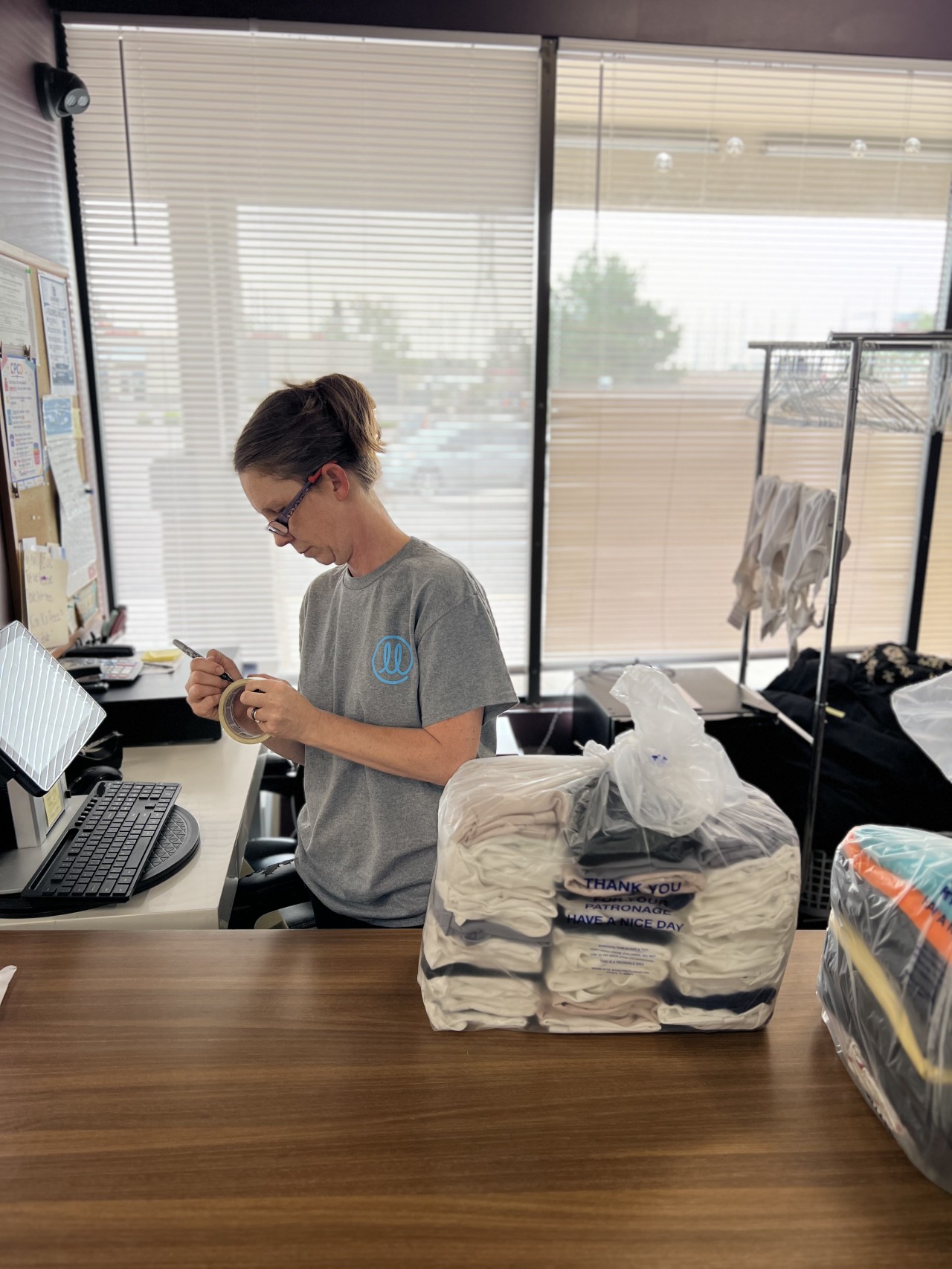 Blanket duvet and comforter laundry service from Laundry Lounge